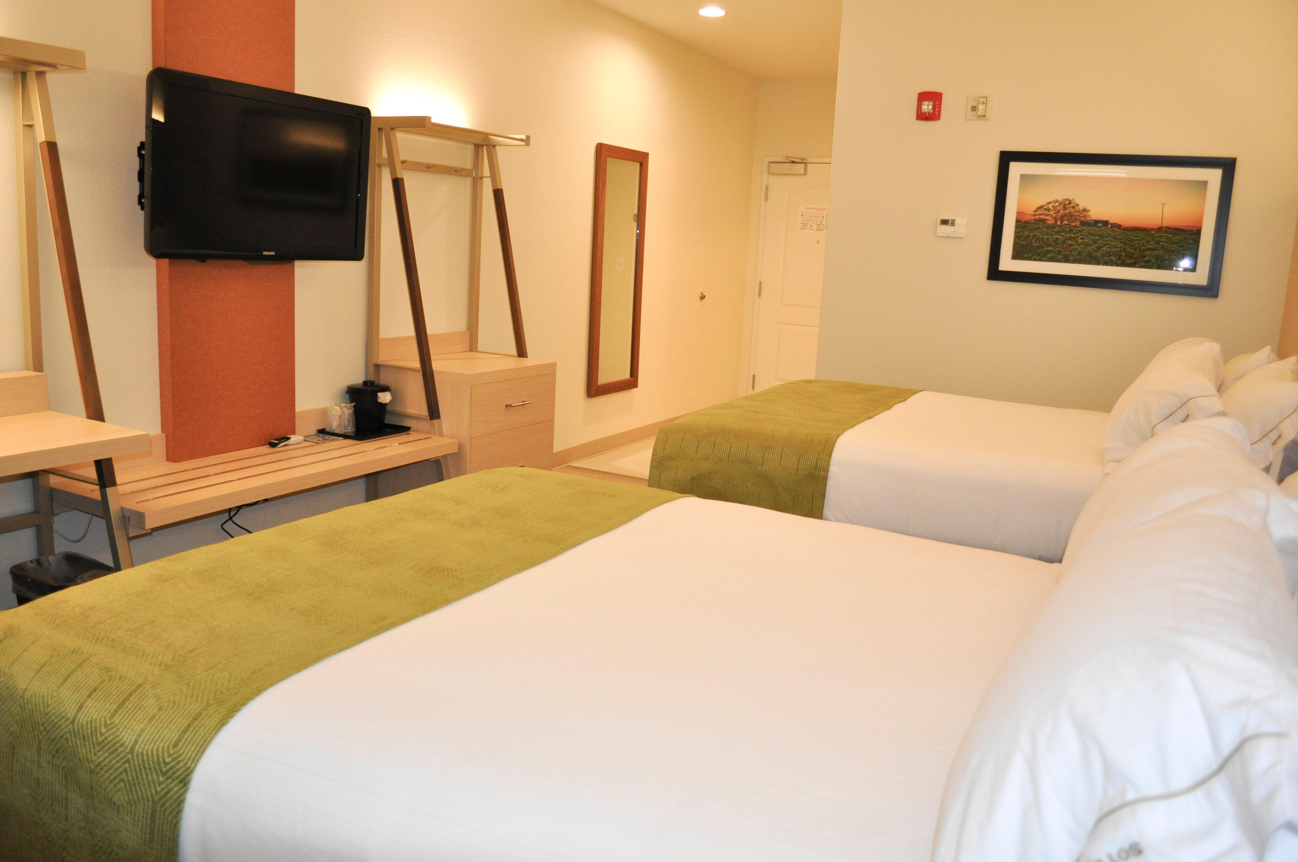 Holiday Inn Express & Suites Price By Ihg Buitenkant foto